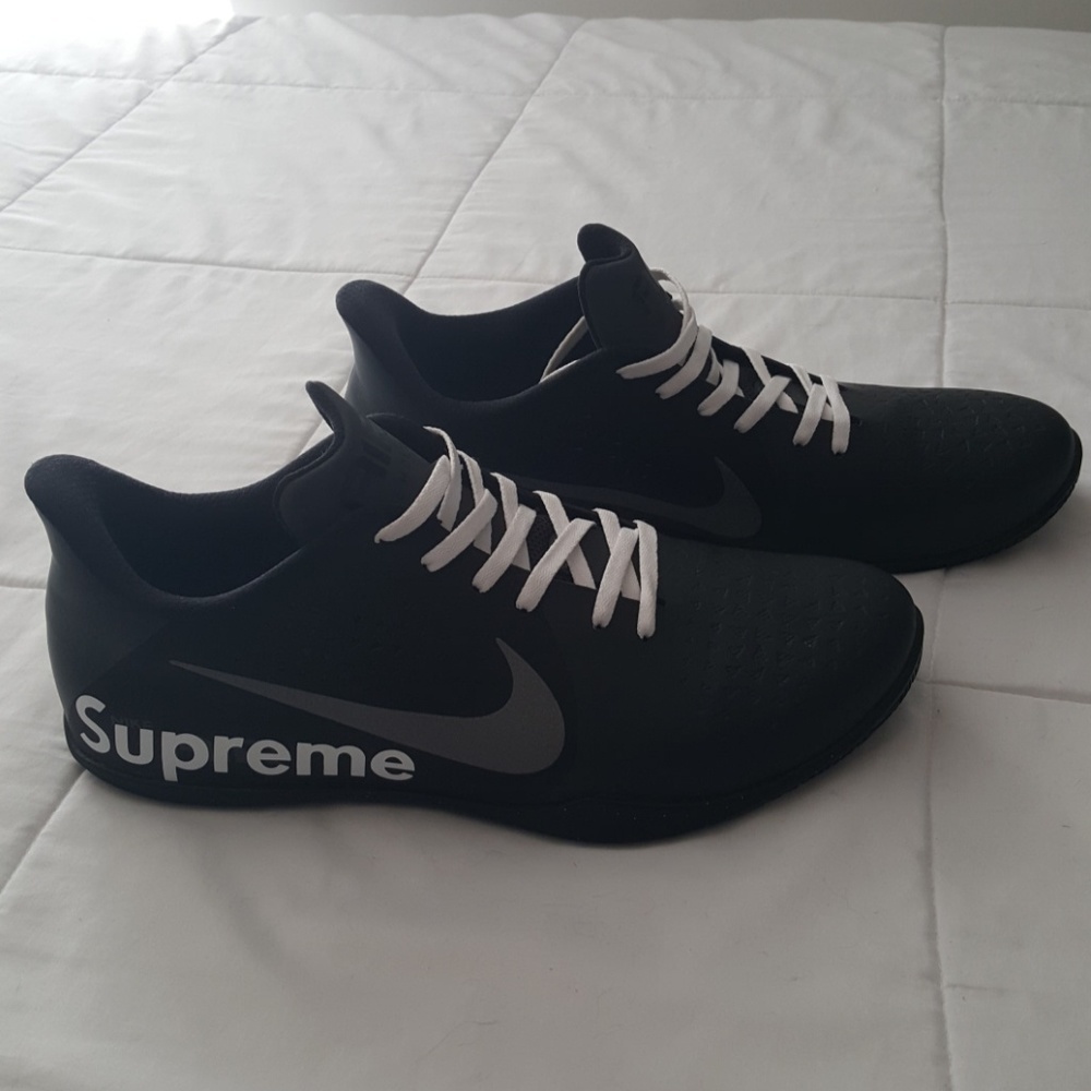 Nike Air Behold SUPREMExWuTang Size 13 898451-001